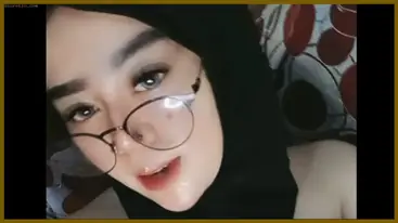 Cewe Jilbab Tobrut Gemoy Live Omek poster