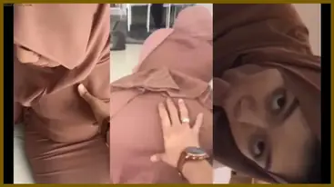 Cewe Jilboobs Blowjob Nungging Enak poster