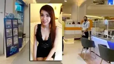 Dokumentasi Gadis Cantik Live Kasur Pijat poster