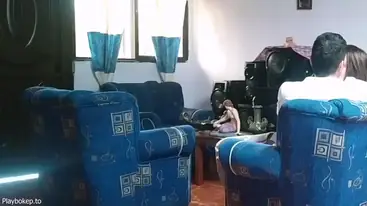 Gadis Cantik Pasrah Servis Kasur Ruang Tamu 2026 poster