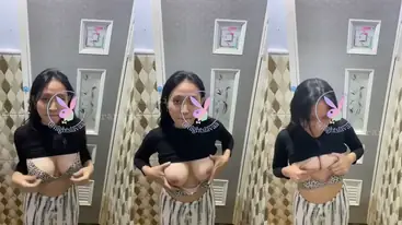 Mahasiswi Cantik Pasrah Di Kamar Kost Crot poster