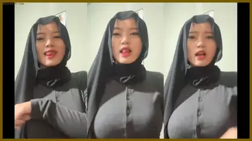 Manda April Hijab Tiktoker Pap Nenen Pulen poster
